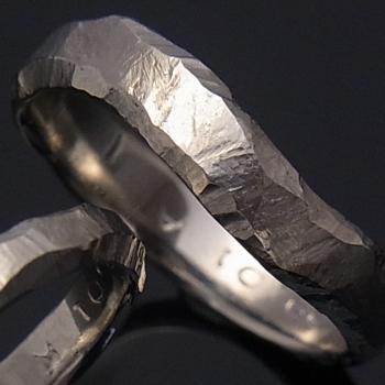 titanium ring