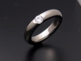 チタン製　婚約指輪
