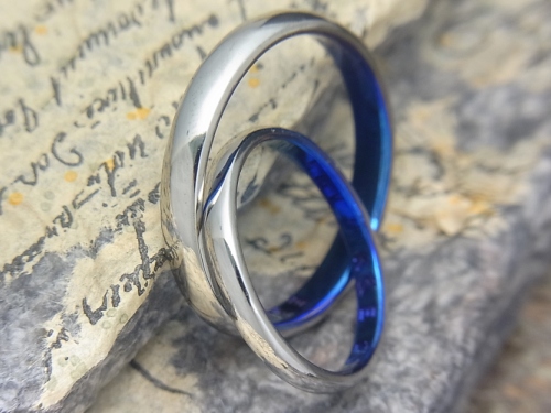 ブルーチタン 甲丸結婚指輪
