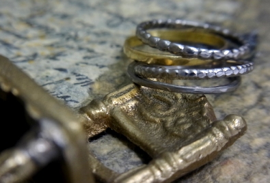 タンタル製手作りの指輪